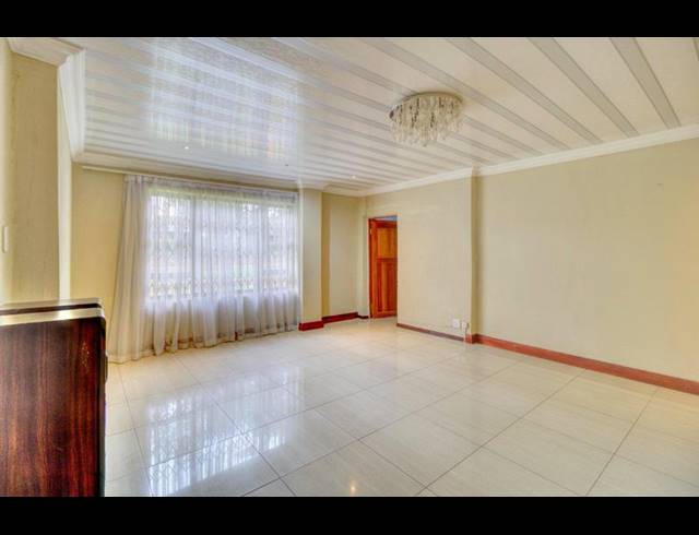 5 BEDROOM HOUSE FOR SALE IN FLORIDA